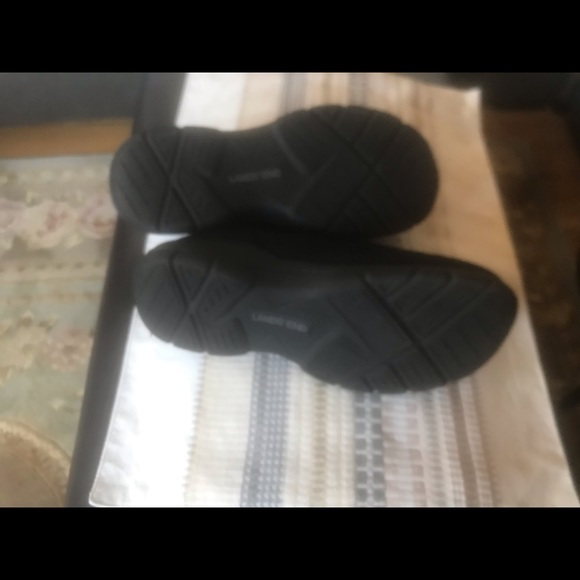 Clearance Sale- Lands’ End sneaker - Picture 5 of 8